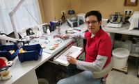 Zahnarztpraxis Yuriy Sorokin in Oberschöneweide verfügt über eigene Zahntechnische Labor. Schneller Reparaturen an Prothesen beim Zahnarzt.